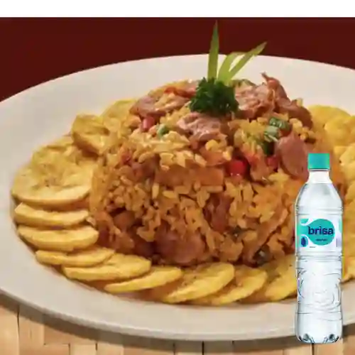 Combo Arroz de Cerdo y Chorizo + Brisa Sin Gas 600ML