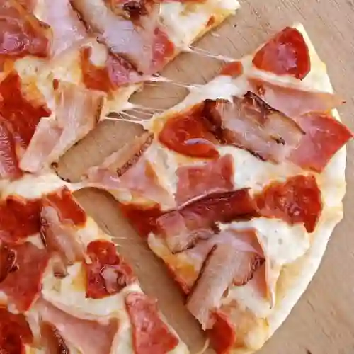 Pizza Cuatro Carnes Personal