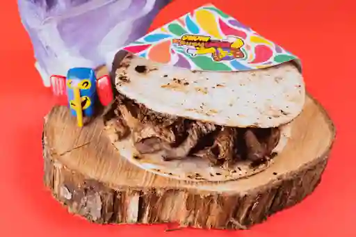 Arepa Carne y Pollo