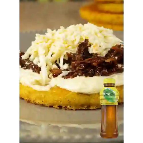 Combo Arepa de Chocolo Especial Carne + Fuze Tea