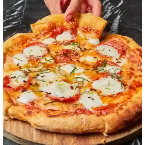 Pizza pepperoni y ovoline