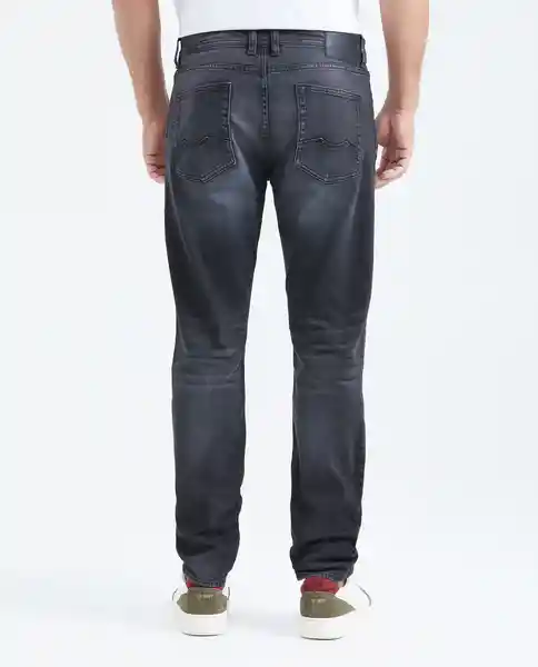 Jean Straight Fit Gris Grafito Ultraoscuro 28/32 Chevignon