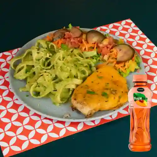 Pechuga a la Plancha Fetuchini Pesto+Fuzetea Durazno 400ml