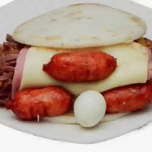 2 Arepas Pattys con 2 Poker