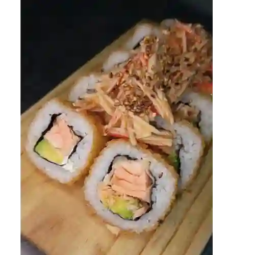 Salmón Crunch Tempurizado Roll