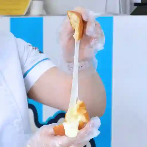 Combo 4 buñuelos mozzarella