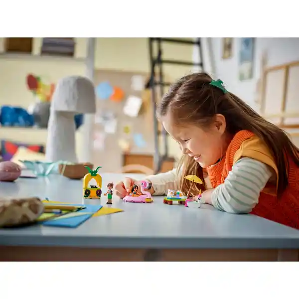 Set Construcción Fiesta en la Alberca Flamingo y Unicornio Lego