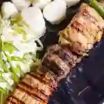 Pincho Mixto Sobre Mazorca.