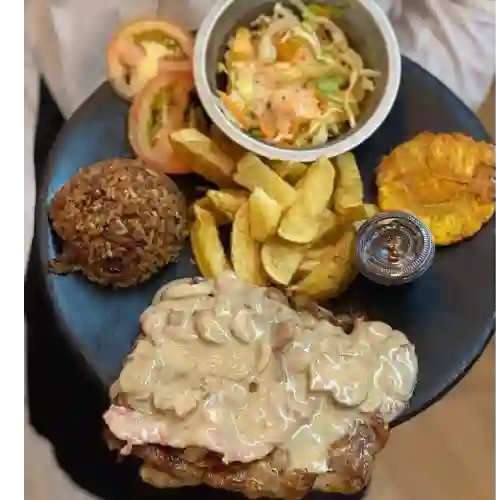 Menu Filet Miñon+bandeja +bebida+postre