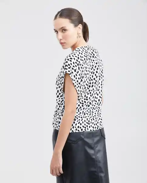 Camiseta Spotted V Neck Blouse Crudo Cannoli Claro T L Chevignon