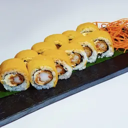 Sushi roll golden