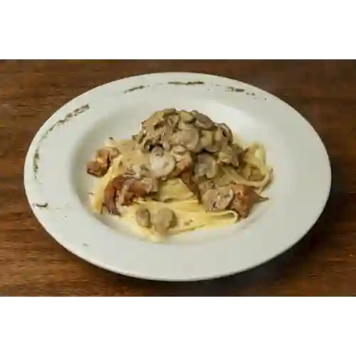 Pasta Pollo Champiñones