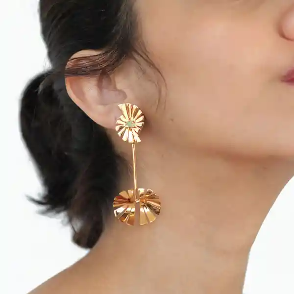 Lina Hernandez Aretes Caro Prisma Baila Small