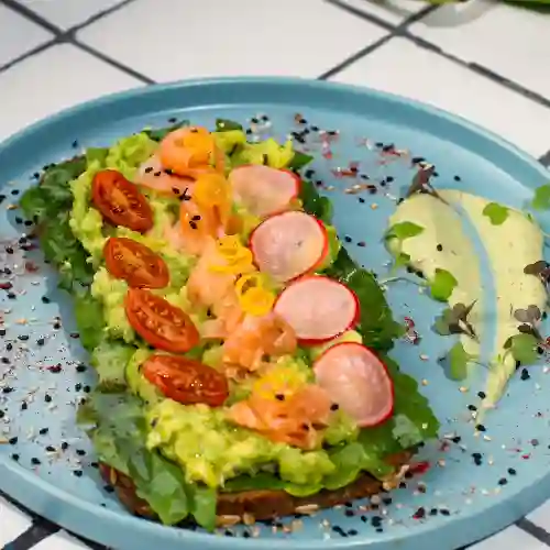 Tostada de Salmón