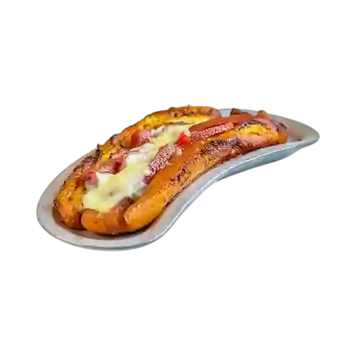 Plátano Maduro con Queso y Bocadillo