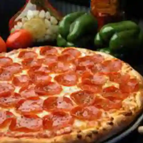 Pizza de Salami Mediana
