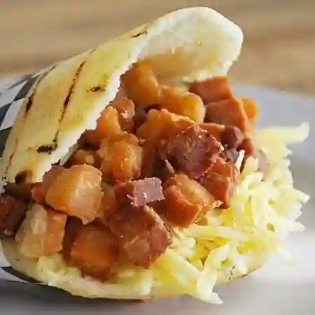 Arepa con Pollo