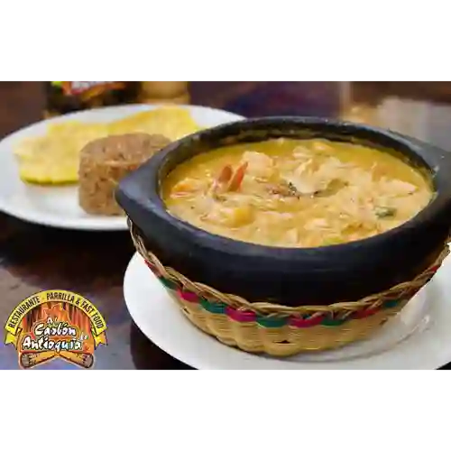 Cazuela de Mariscos
