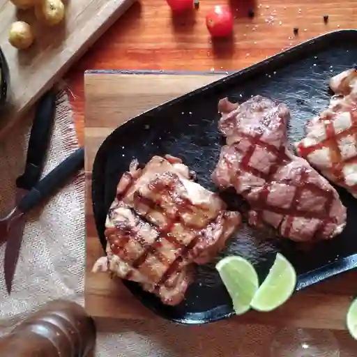 Mixto Tres Carnes para Dos