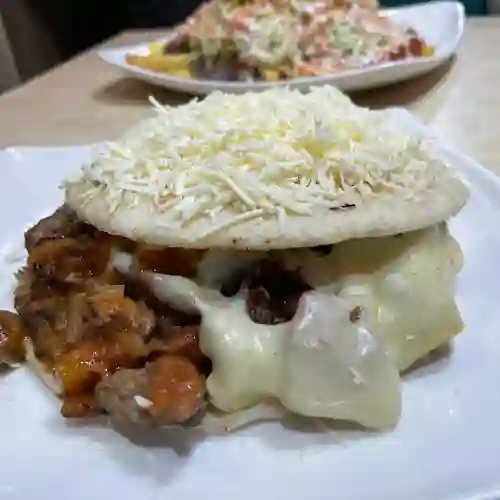 Arepa con Pollo