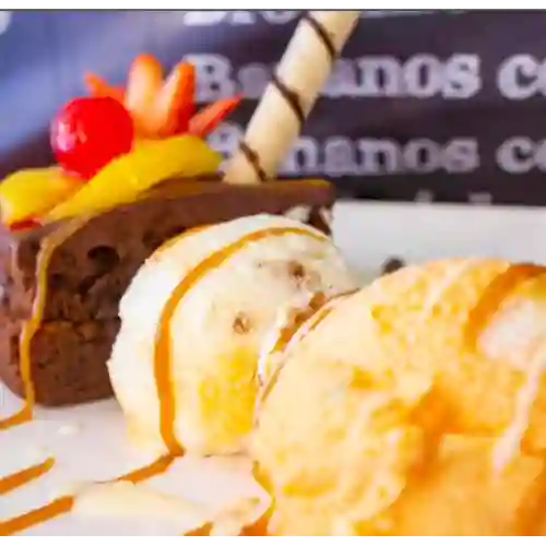 Brownie con Helado