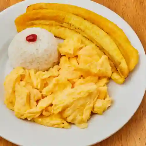 Desayuno con Huevos Revueltos