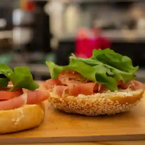 Bagel Jamón Serrano