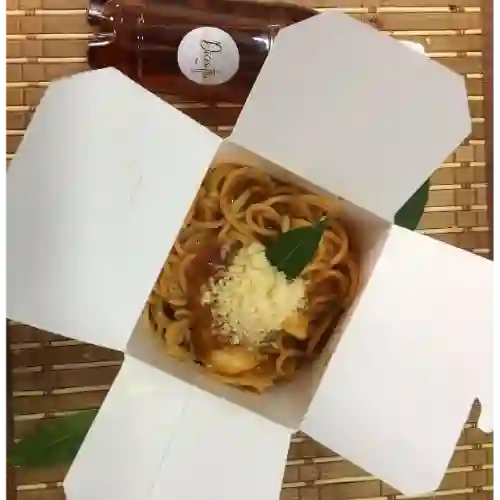 Promo Lunch Pasta Napolitana con Te Frio