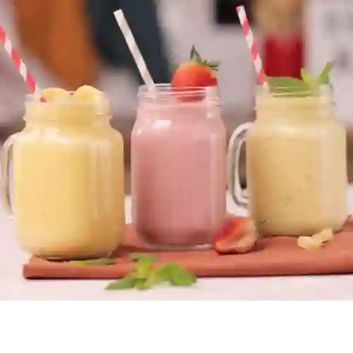 Jugo de Maracuya en Leche 16 Oz