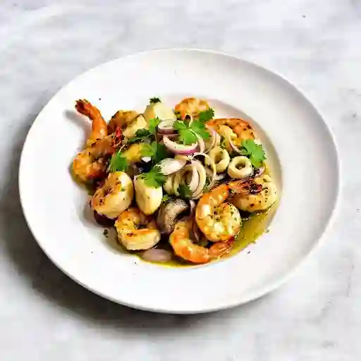 Ceviche Mariscos Parrilla Pesto (Perú)