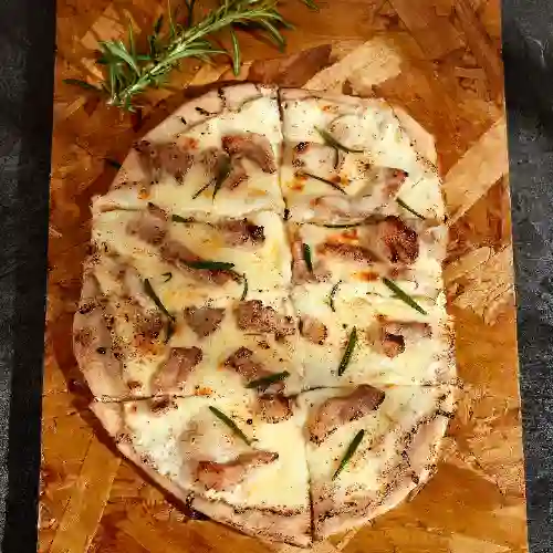 Gratis 2 Cervezas por Pizza de Tocino