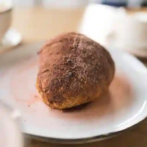 Croissant Maracuyá con Chocolate