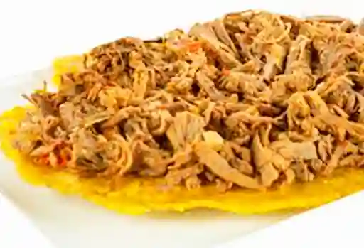 Patacón con Carne