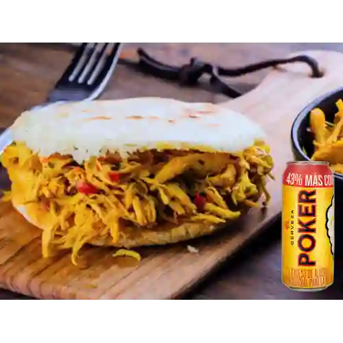 Combo Arepa de Pollo + Poker 330 ml