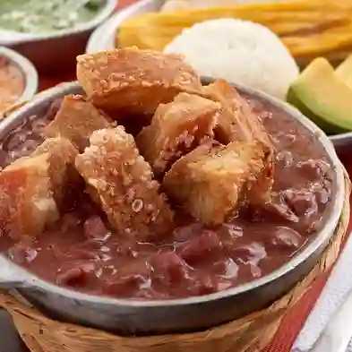 Frijolada Chicharrón