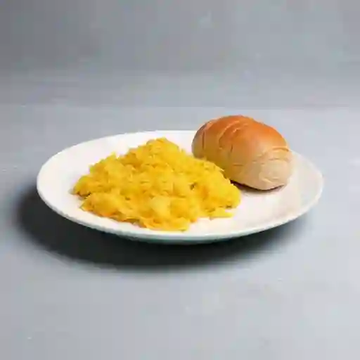 Huevos Al Gusto con Pan y Chocolate