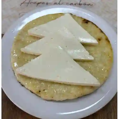 Arepa con Mantequilla y Quesito