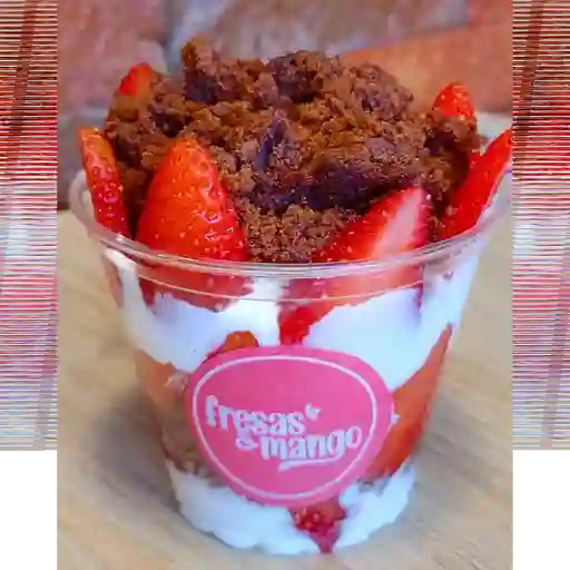 Fresas con crema y brownie 9 onzas
