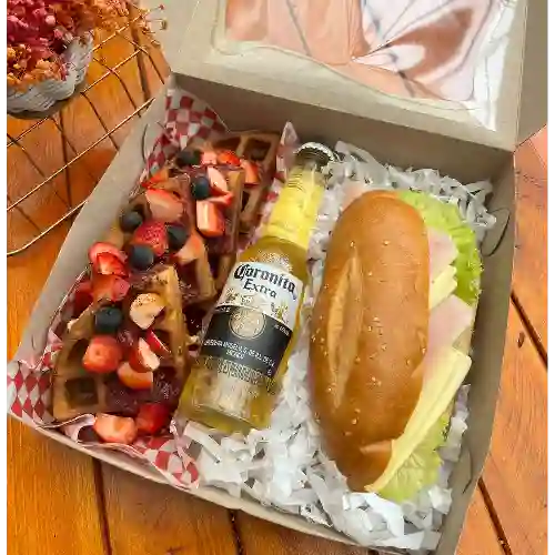 Desayuno con Coronita