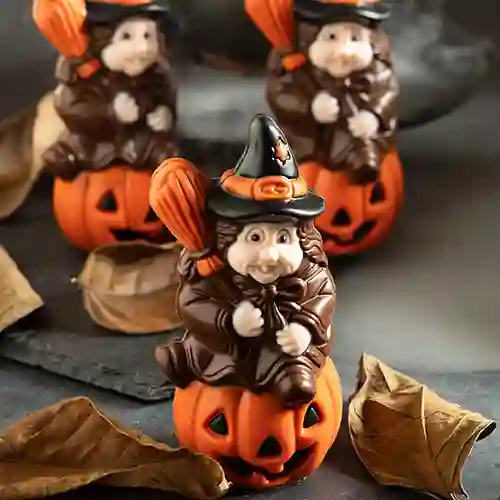 Bruja con calabaza