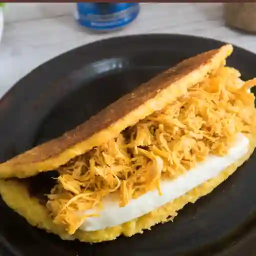 Cachapa pollo full