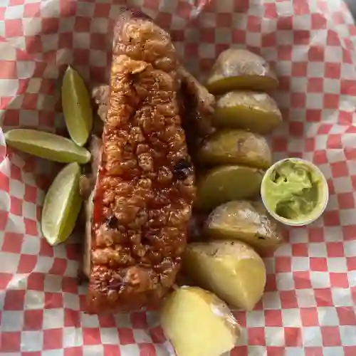 Panceta Enchicharronada con Papa
