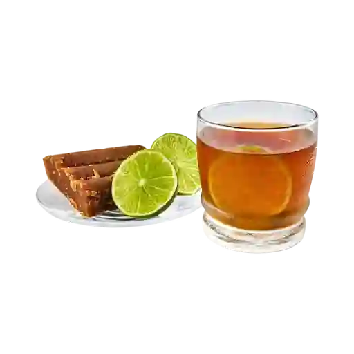 Agua de Panela con Limón Helada 16 Oz