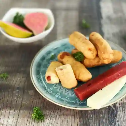 Mini Palito de Queso con Guayaba