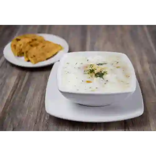 Caldo con Huevo