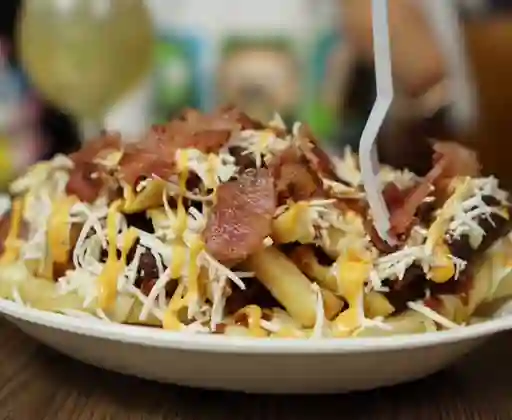 2 Porky Fries + CocaCola 1.5 Ml