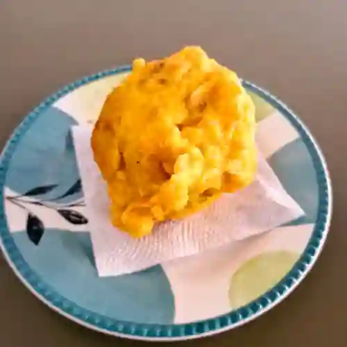 Papa Rellena con Huevo y Carne O Pollo