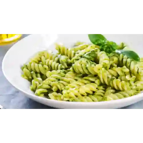 Pasta Pesto con Parmesano