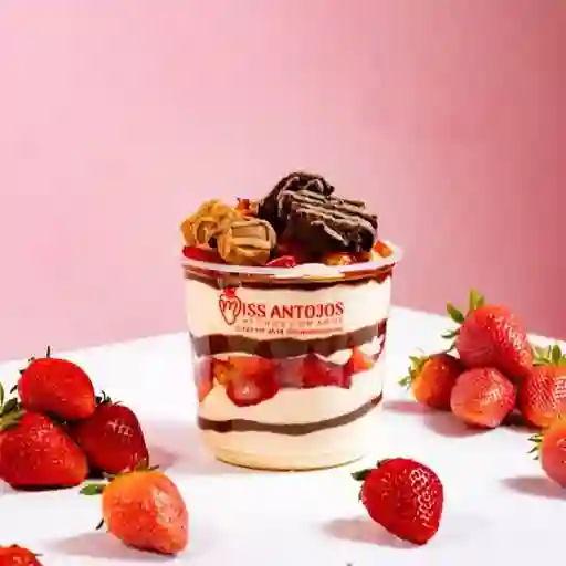 Fresas con crema 24 oz