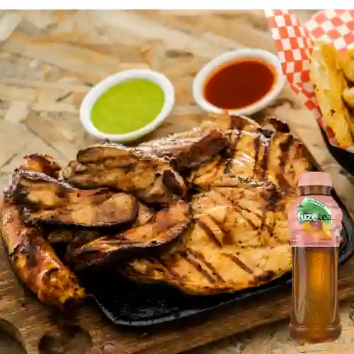 Parrillada Personal 4 Carnes +Fuzetea Durazno 400ml
